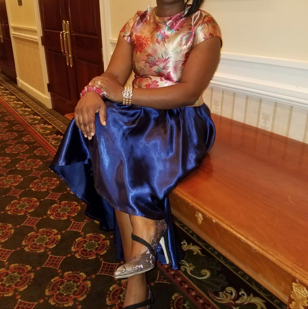 Custom Made Top and Skirt Set. Size 10